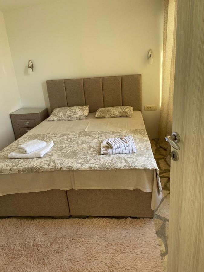 Apartments Bibic บุดวา ภายนอก รูปภาพ