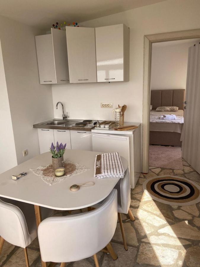 Apartments Bibic บุดวา ภายนอก รูปภาพ