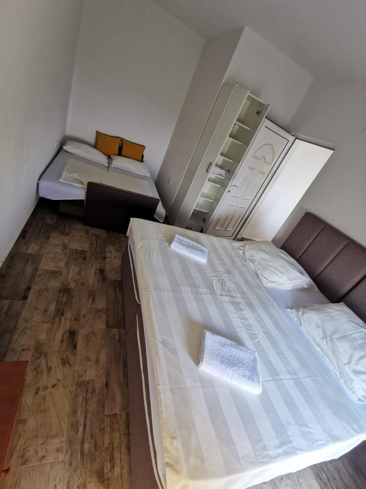 Apartments Bibic บุดวา ภายนอก รูปภาพ