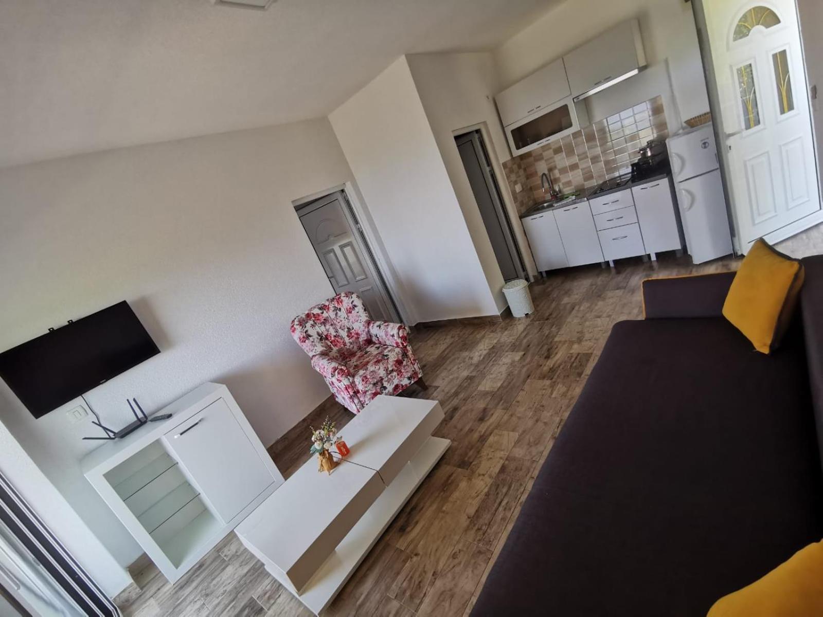 Apartments Bibic บุดวา ภายนอก รูปภาพ