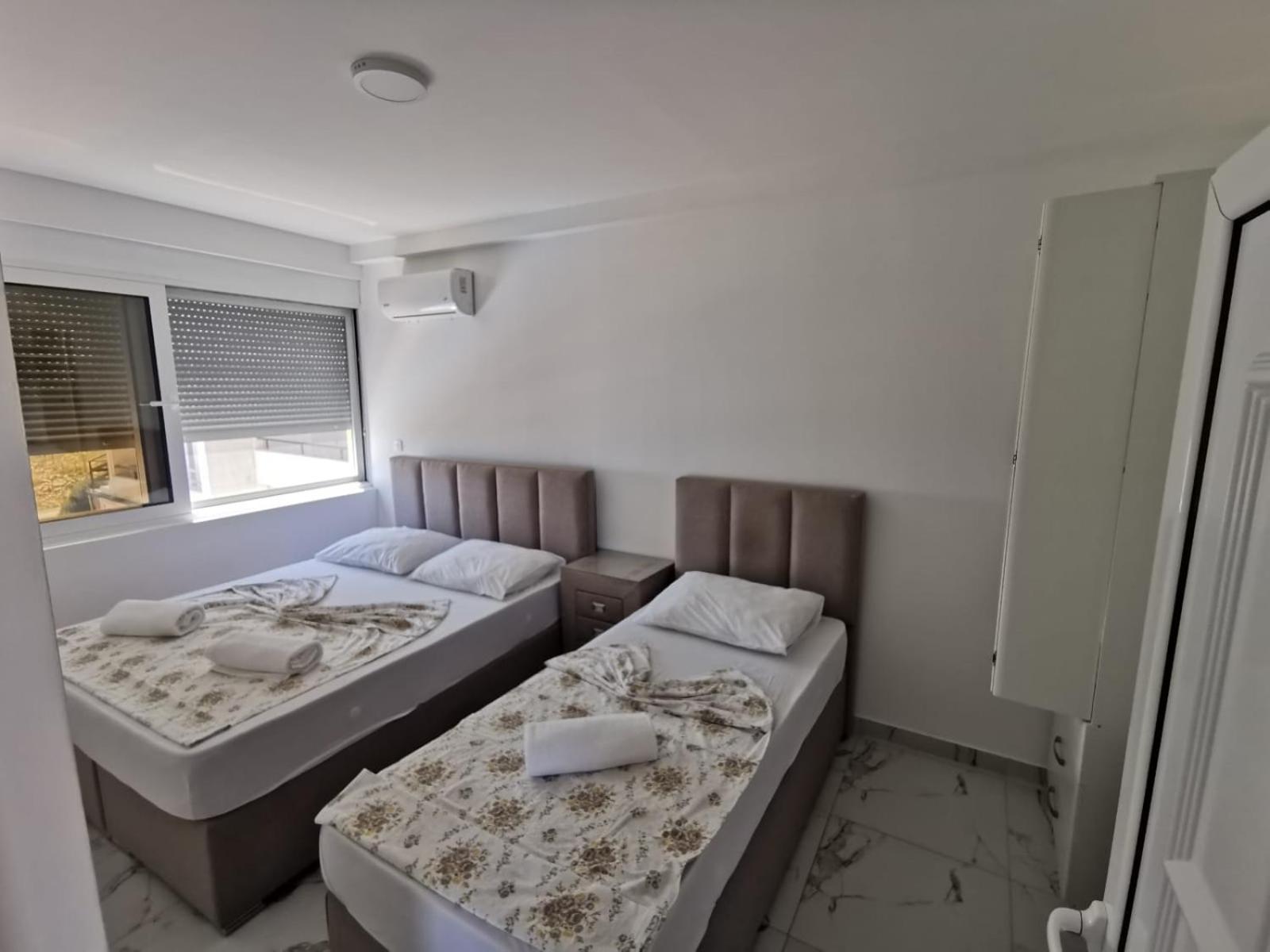 Apartments Bibic บุดวา ภายนอก รูปภาพ