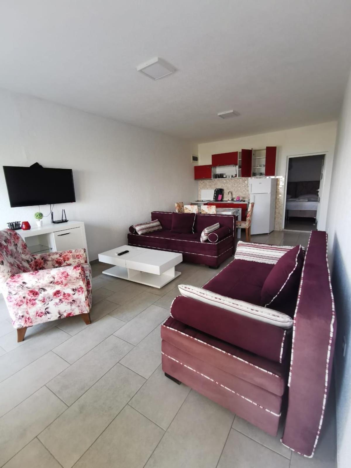Apartments Bibic บุดวา ภายนอก รูปภาพ