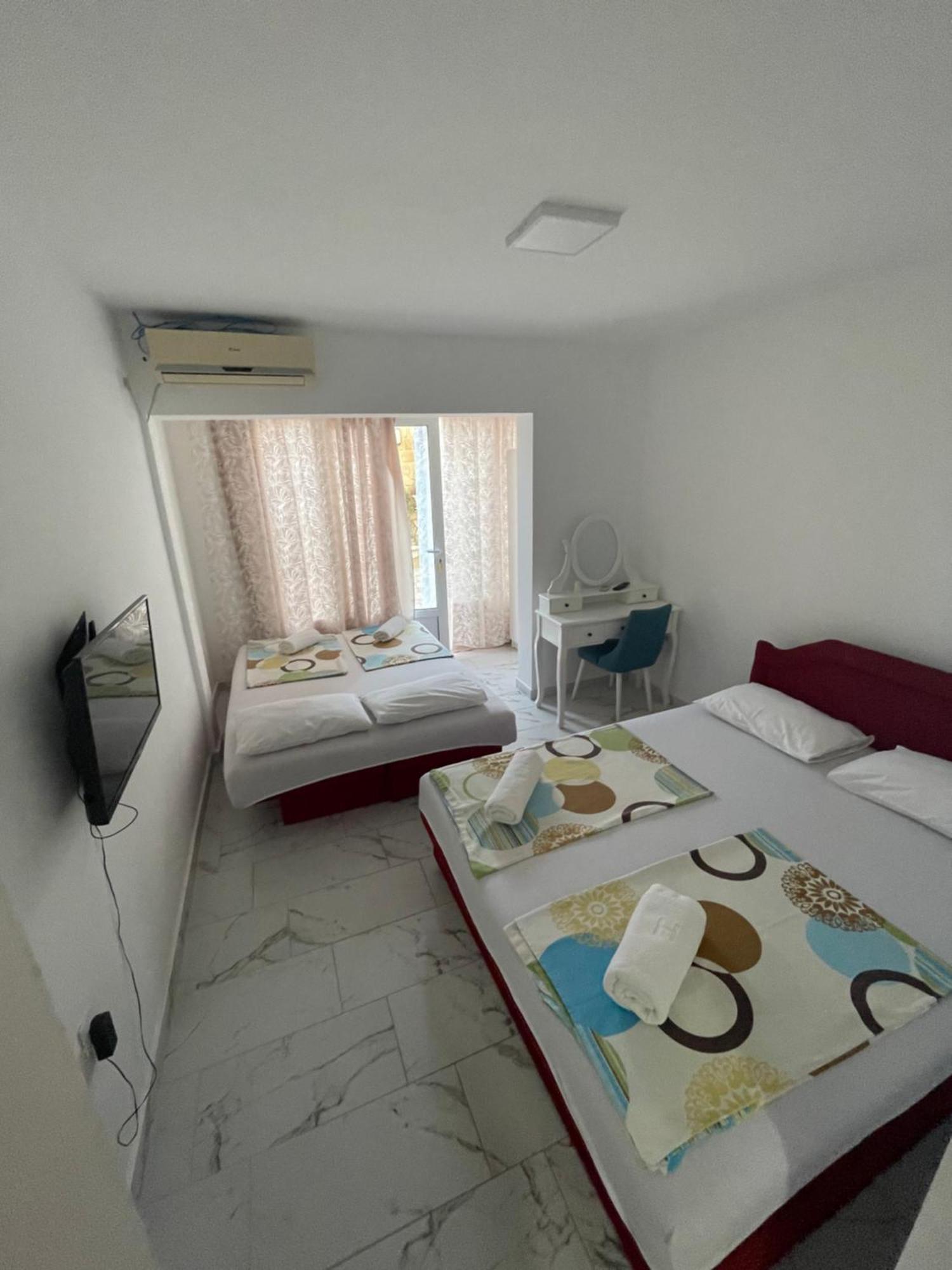 Apartments Bibic บุดวา ภายนอก รูปภาพ
